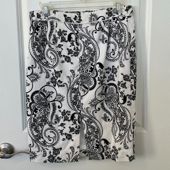 White Black House Market Paisley Floral‎ Design Suit - Picture 9 of 10